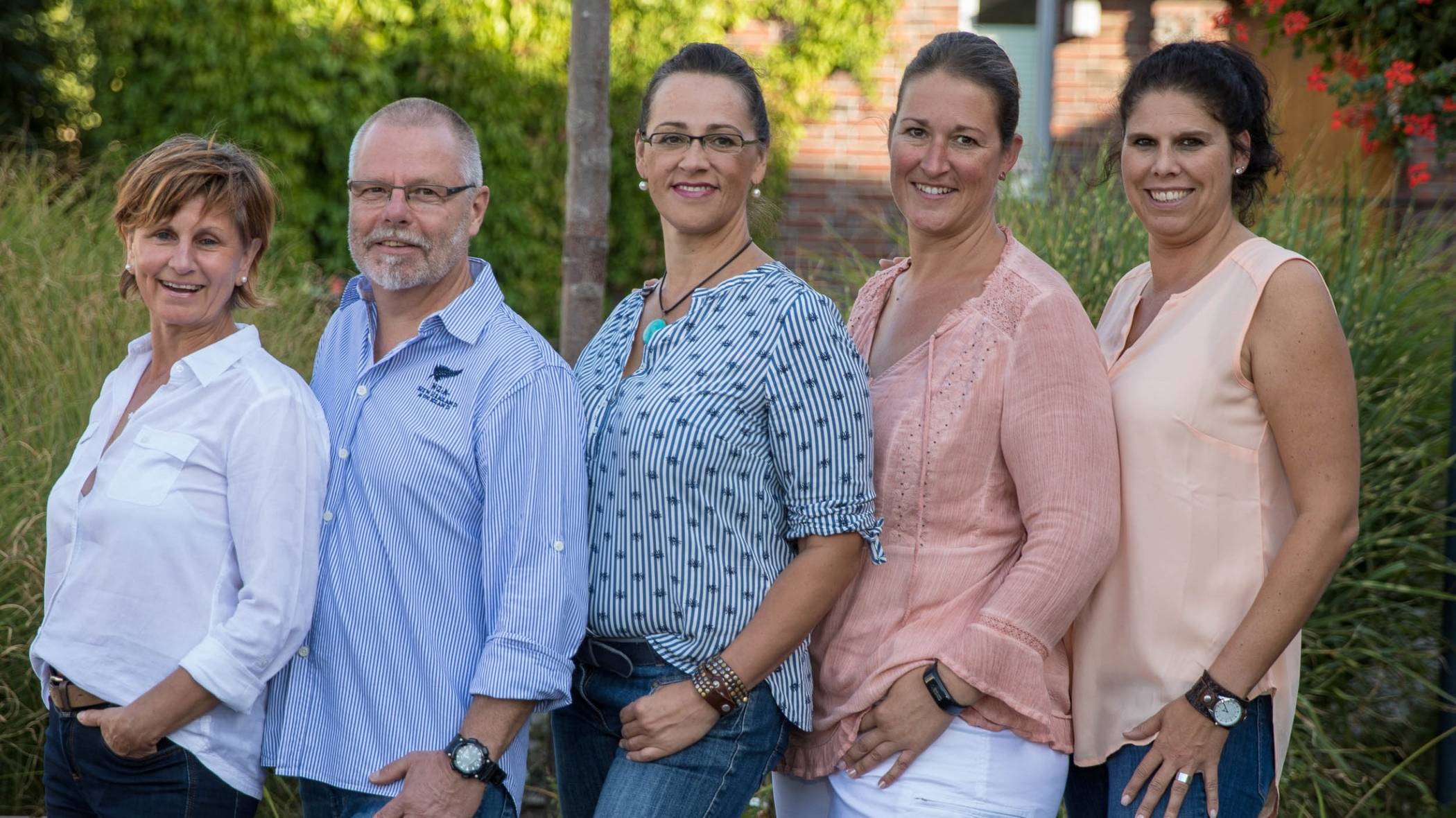  Freuen sich über viele Teilnehmer (v.l.): Petra Gesthuysen Mieden, Hans-Peter Mieden, Simone Rudolph, Dorit Anderson, Carmen Siegert. 