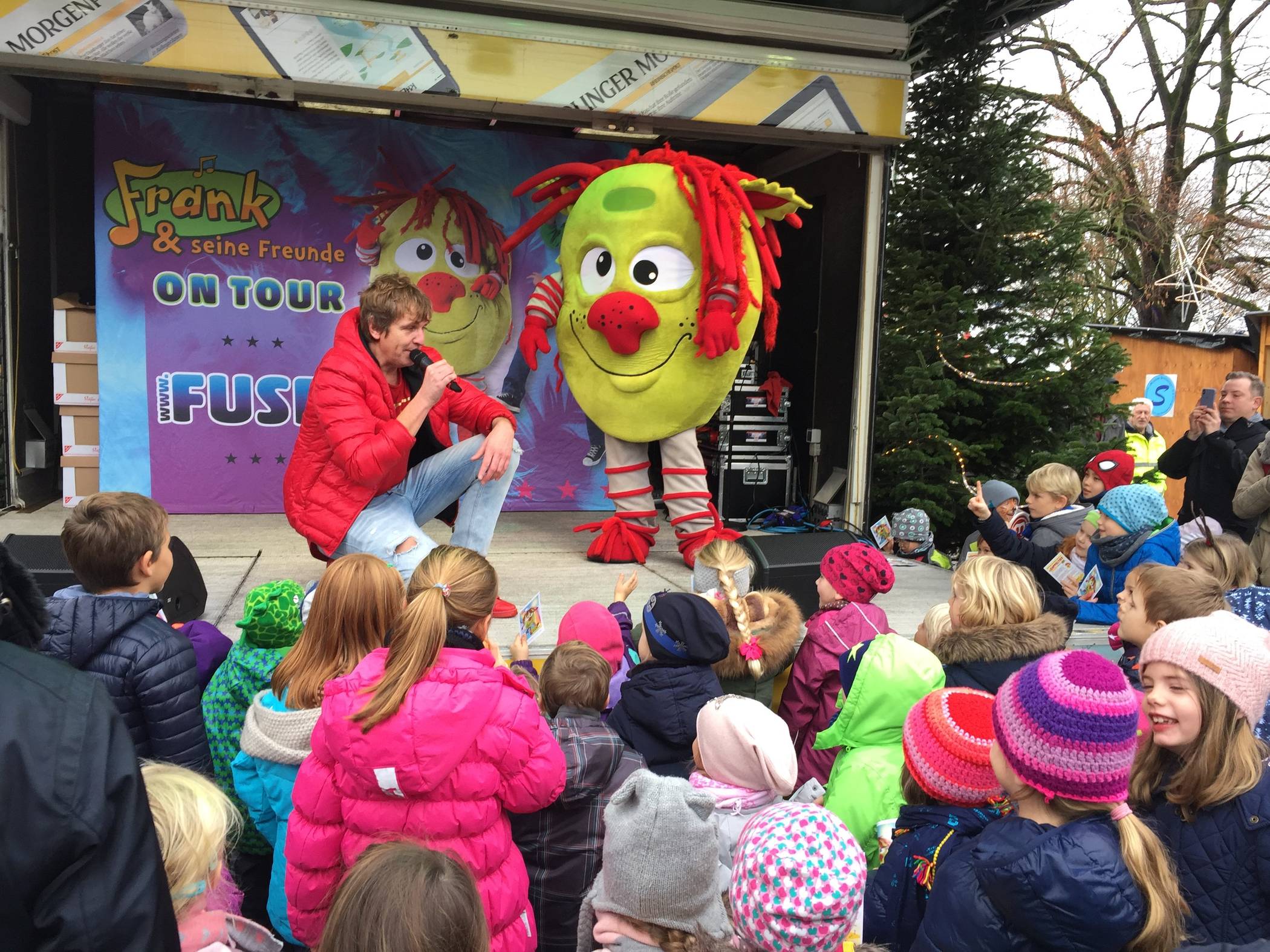 Jedes Jahr ein Kracher: „Frank und seine Freunde“ sind ein Highlight auf dem Strümper Weihnachtsmarkt. Auch dieses Jahr ist er wieder dabei.