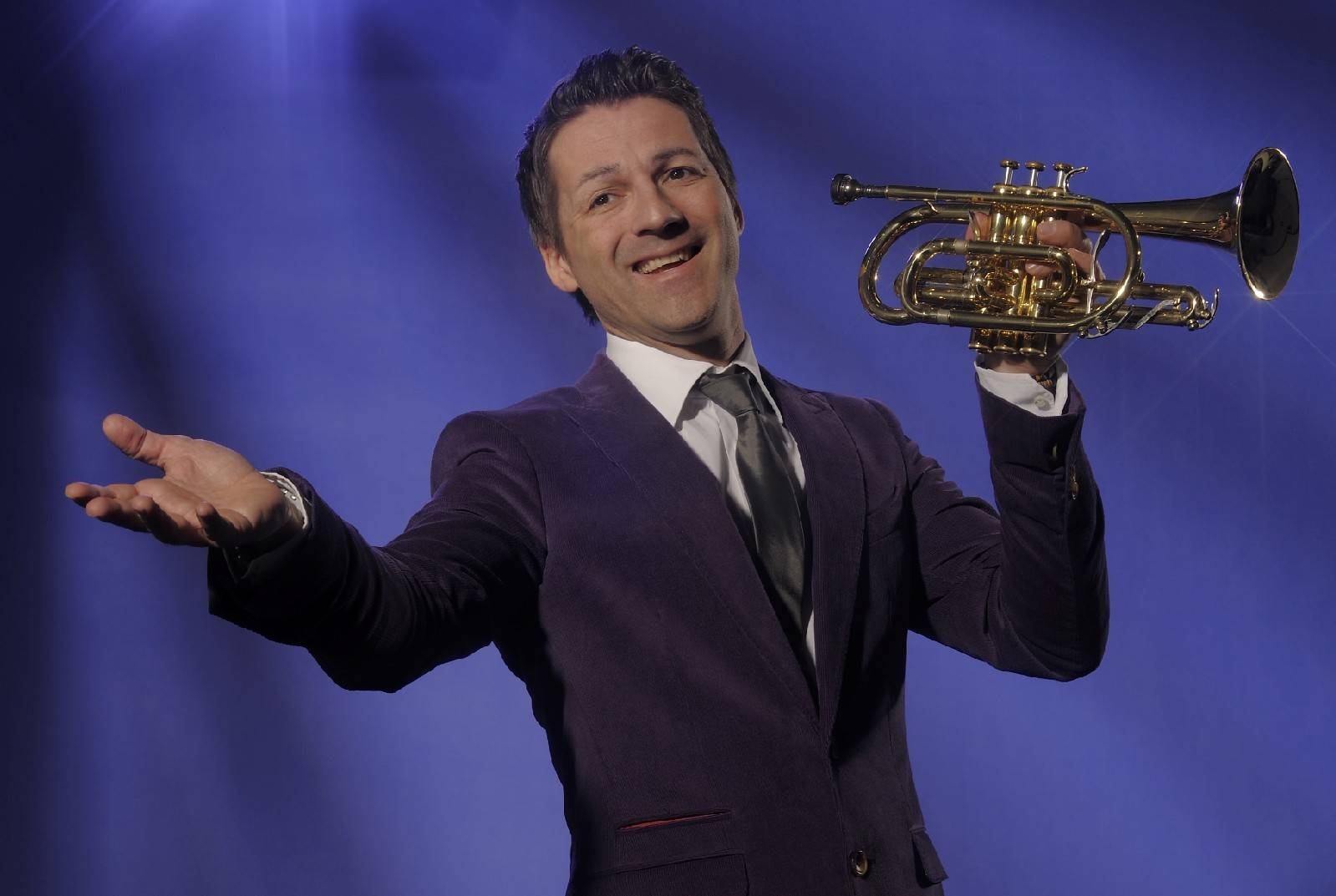  Musikalische Weihnachten mit Bruce Kapusta gibt es am 12. Dezember im Gasthof Loers in Venn. 