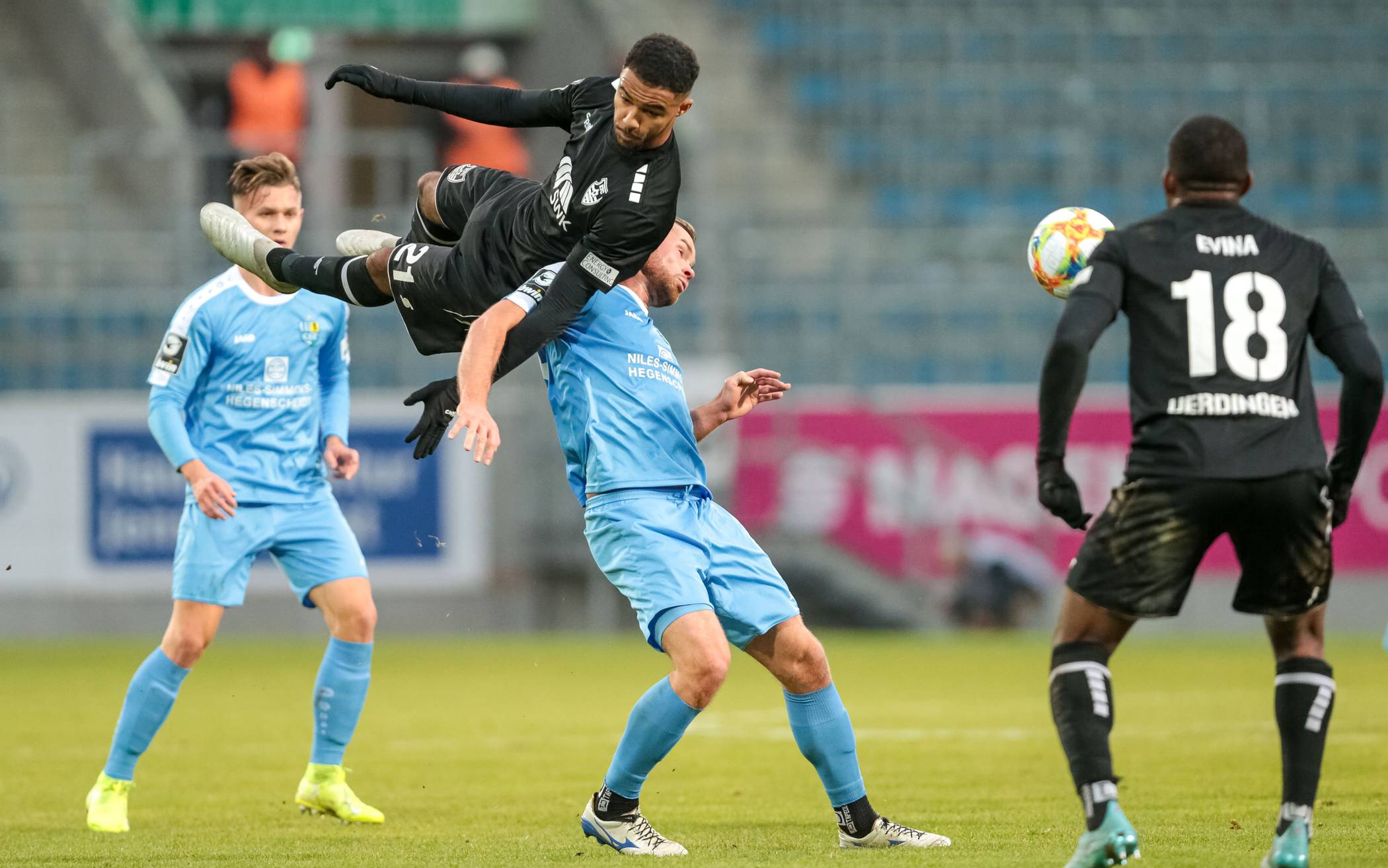 Schwaches Spiel - KFC sichert sich Punkt in Chemnitz