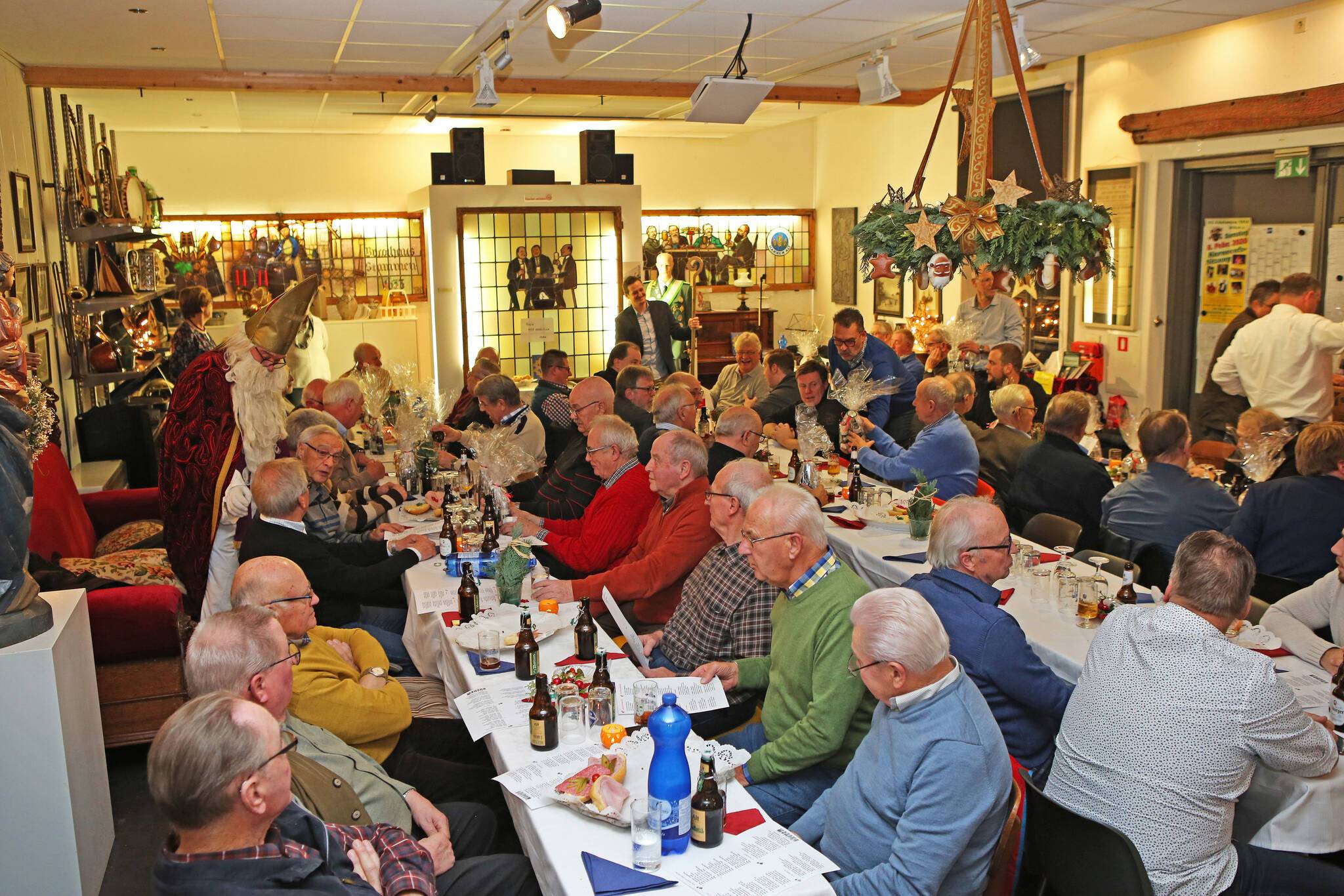 Auch die älteren Schützen bleiben in der Gemeinschaft: In diesem Jahr fand die Weihnachtsfeier der St. Sebastianus Bruderschaft Schiefbahn im Kamps Pitter statt.