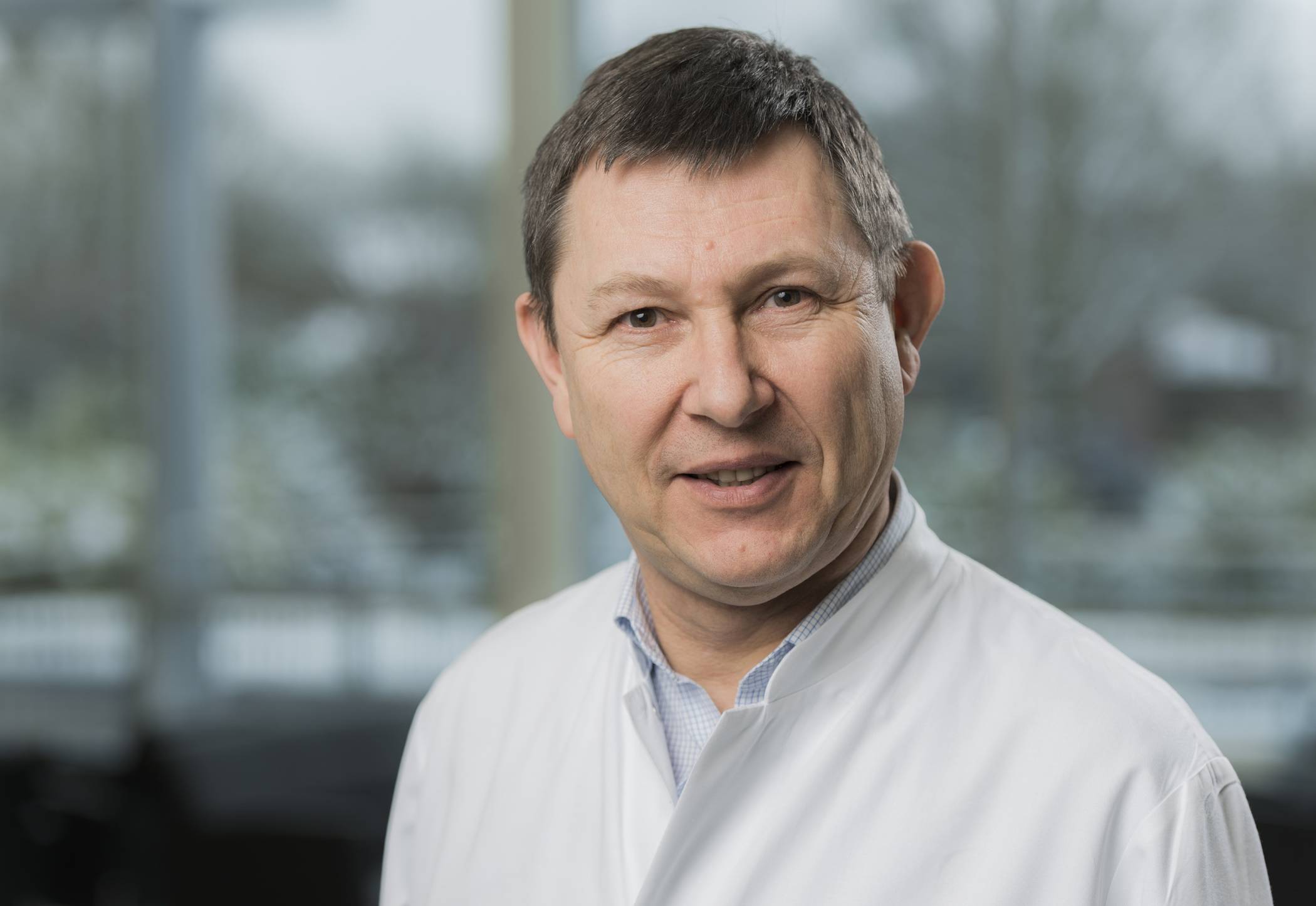 Bekannt und beliebt: Nach 28 Jahren im Einsatz verabschiedet sich Fuß-Spezialist“ Dr. Robert Van Ende in den Ruhestand.