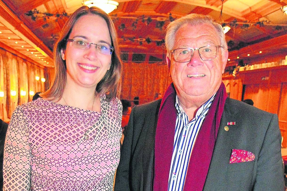 Der eine geht, die andere kommt: Dieter Lambertz und Nachfolgerin Elisabeth Siemes.