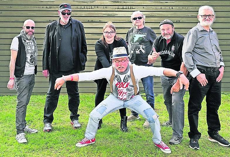 The Earls machen beim Benefizkonzert Stimmung.