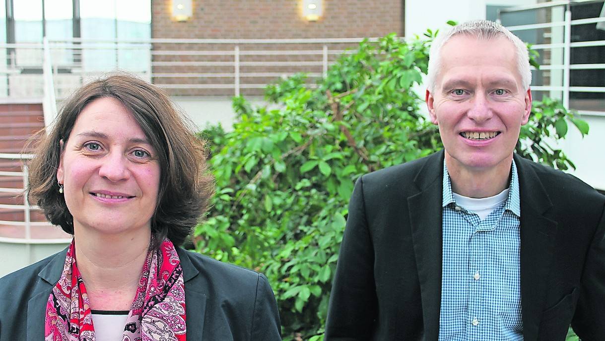  Dr. Bettina Rademacher-Bensing und Klaus Churt analysierten die Zahlen auf dem Arbeitsmarkt der Stadt Krefeld und des Kreises Viersen für das Jahr 2019. 