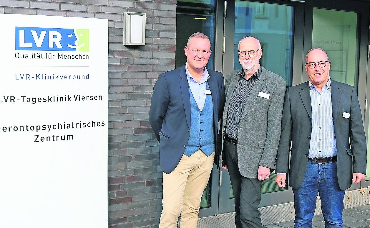 Drei Experten der LVR-Klinik Viersen (v.l.): Chefarzt Dr. Timm Strotmann-Tack, Dipl.-Gerontologe Helmut Woerner und Pflegedienstleiter André Gieß.