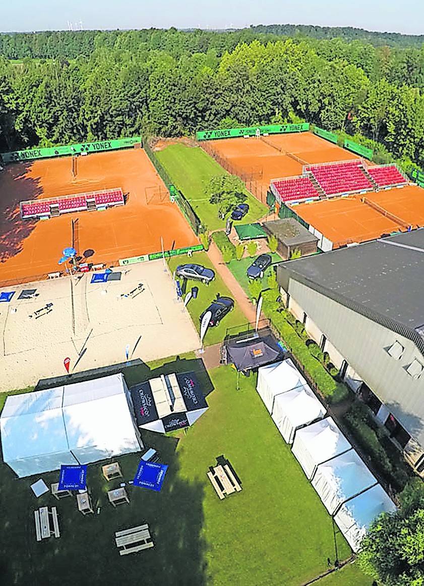 Der Blick von oben auf das großzügige Gelände des Teremeer.