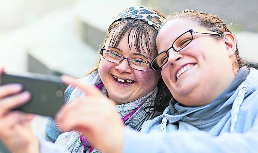 Geschwister von Menschen mit Behinderung erhalten Unterstützung bei der Lebenshilfe Kreis Viersen und dem Geschwister-Netzwerk NRW.