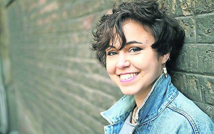 Aus Österreich kommt die Autorin und Journalistin Anna Goldenberg an den Niederrhein.