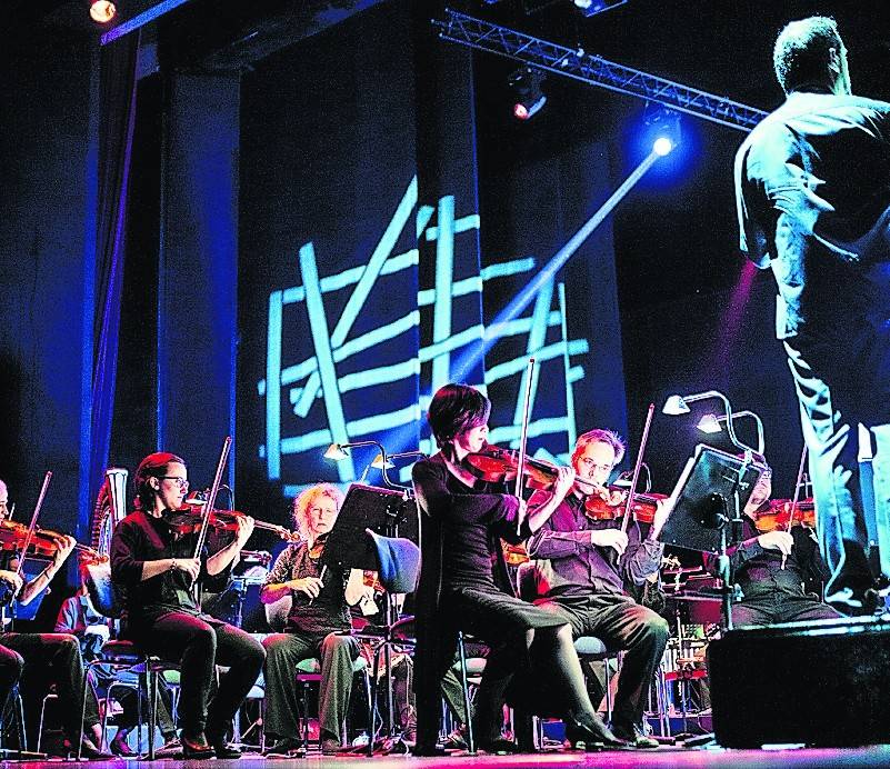  Die Niederrheinischen Sinfoniker tauchen auch 2020 wieder in die Welt der Filmmusik ab. 