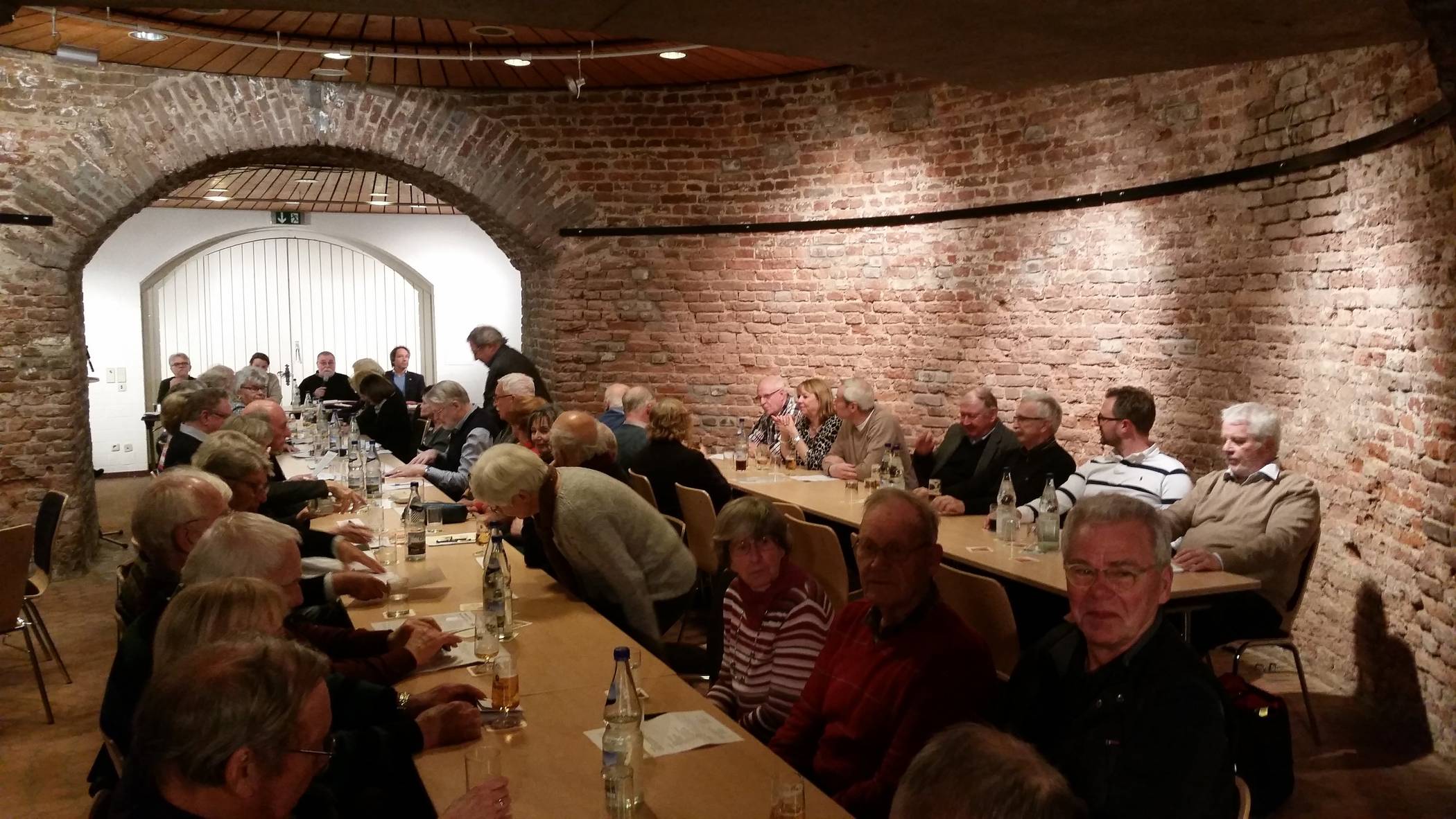 Der Heimatkreis Lank hatte zur Mitgliederversammlung in die Teloy-Mühle geladen. Rund 100 Lank-Latumer folgten dem Ruf.
