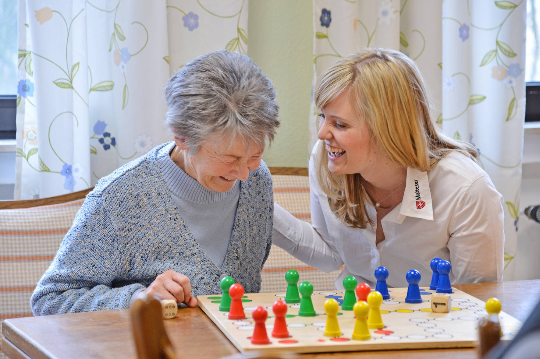 FOTOGRAFIE Katharina Eckhardt, Eisfeld 3, 36419 Geisa, M. 0170 / 8089446, mail@foto-rini.com Cafe Malta - Demenzbetreuung