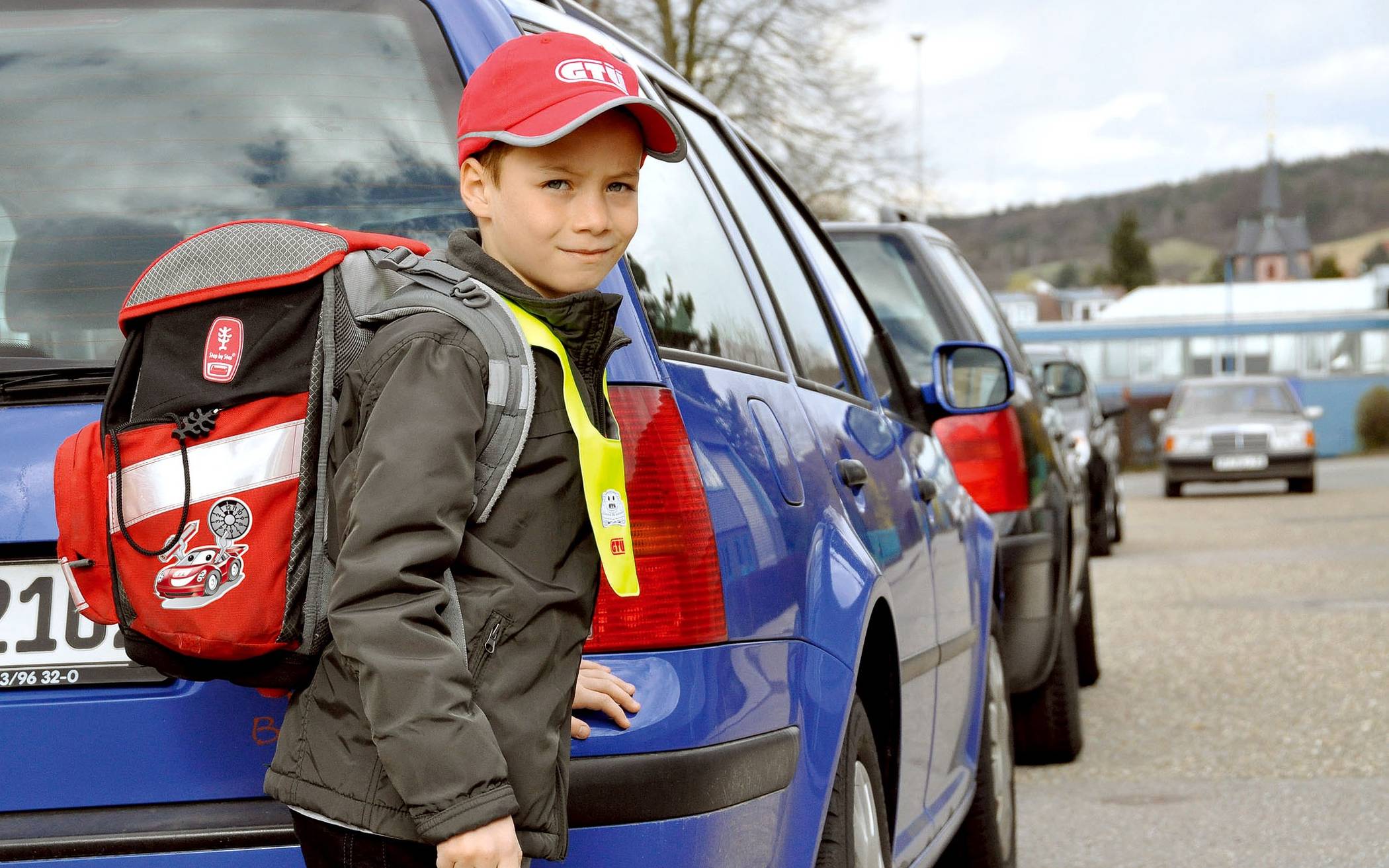 Gefahr: Parkende Autos sind sowohl für