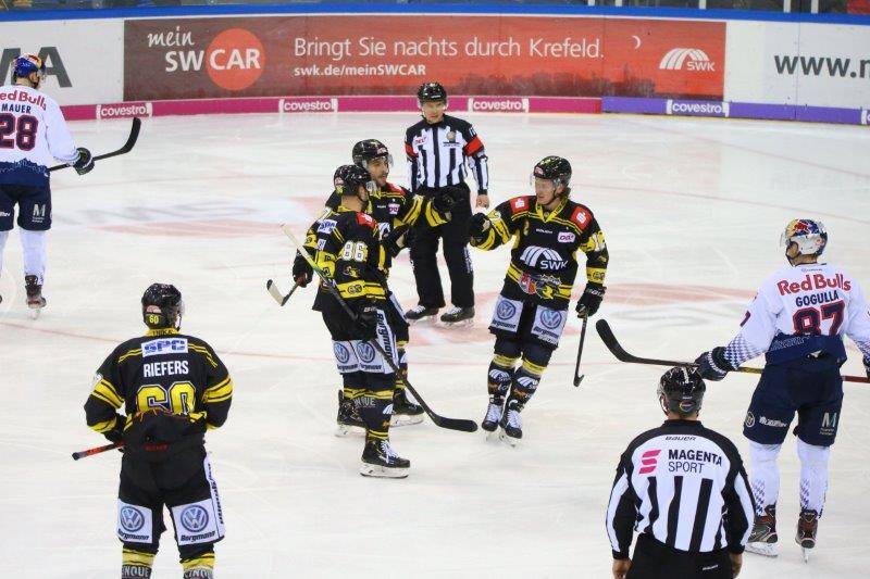 Pinguine verlieren mit 1:4 gegen den Tabellenführer