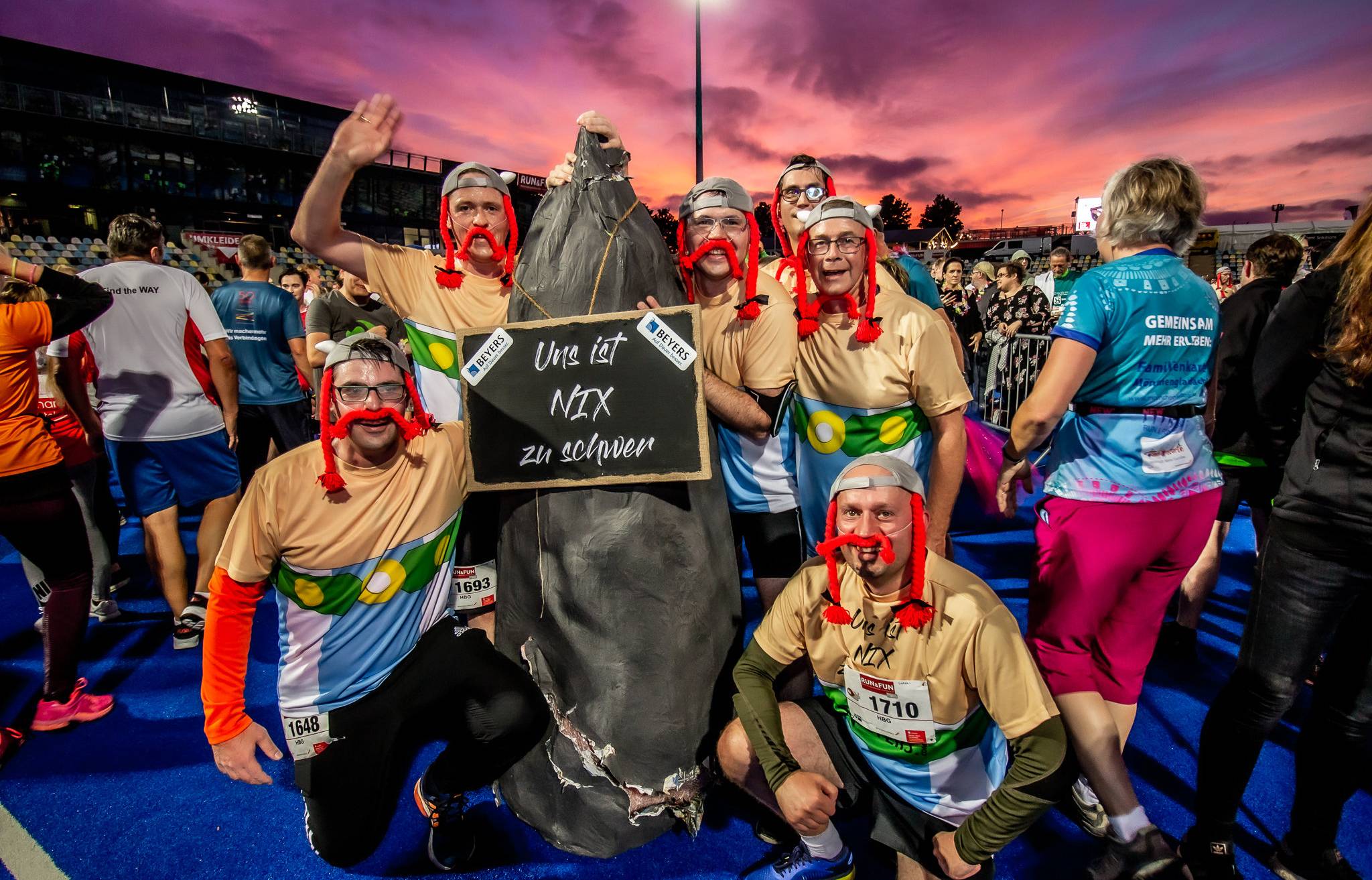 Phantasievolle Kostüme gehören bei vielen Teilnehmern