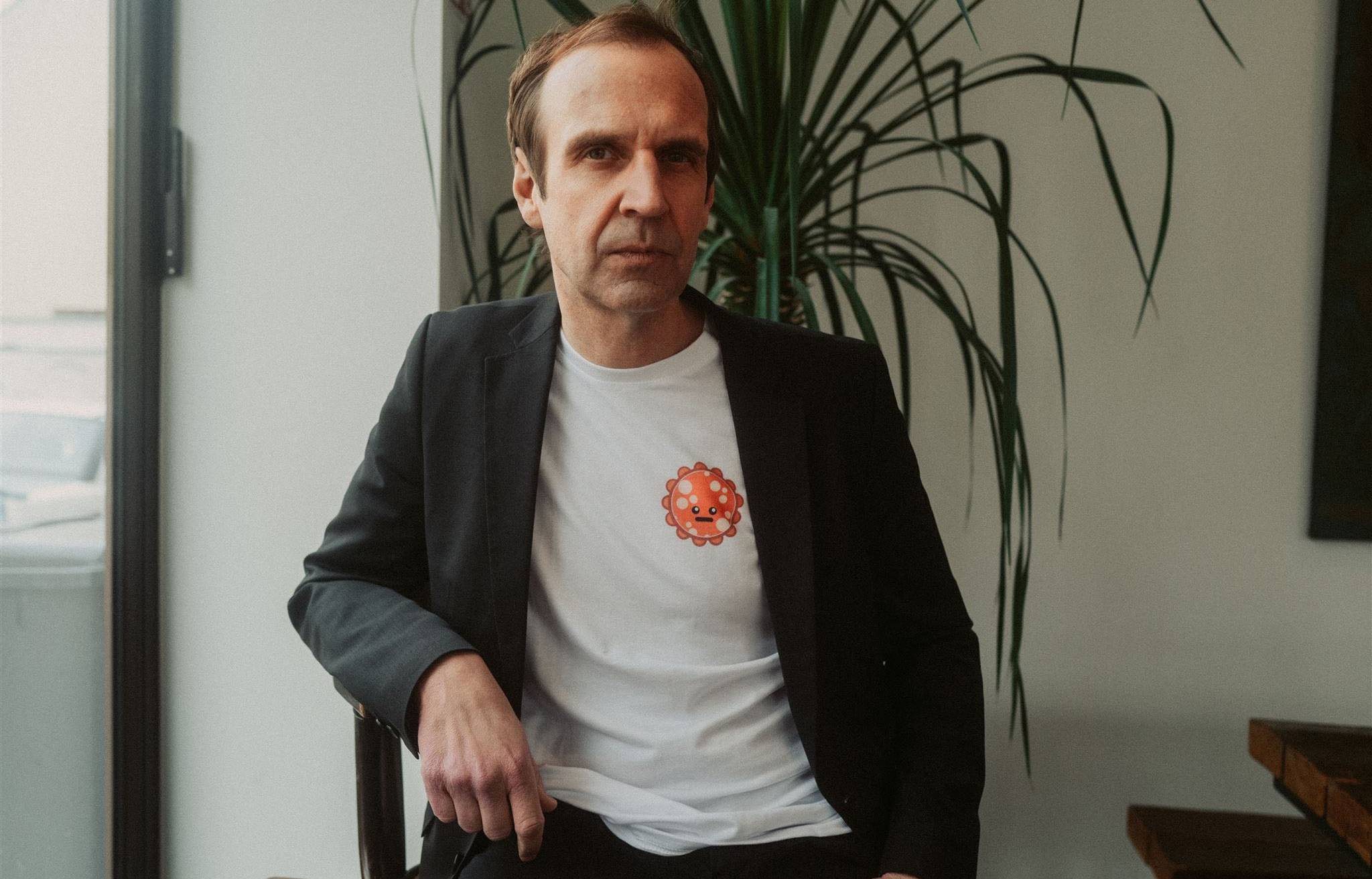 Der Mönchengladbacher Moderator, Schauspieler und Stadionsprecher Torsten Knippertz ist das prominente Gesicht der Aktion „Support Your Local Heroes“, mit der Gladbacher Geschäfte, Gastronomen und Handwerker in der Corona-Krise unterstützt werden sollen.