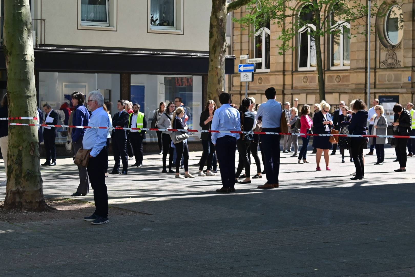 „Unkraut-Brand“ an der Volksbank