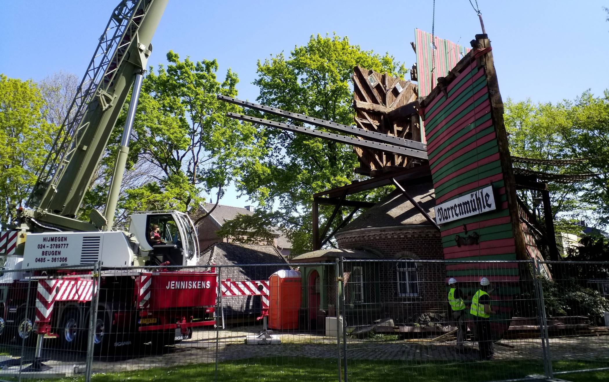 Die Dülkener Narrenmühle wurde in den vergangenen Tagen abgebaut.