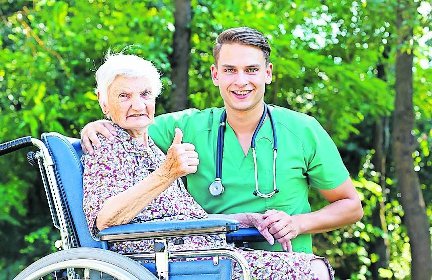 Ab dem 10. Mai ist der Besuch in Pflegeeinrichtungen wieder zugelassen. Der Infektionsschutz der Bewohner steht weiterhin an erster Stelle.