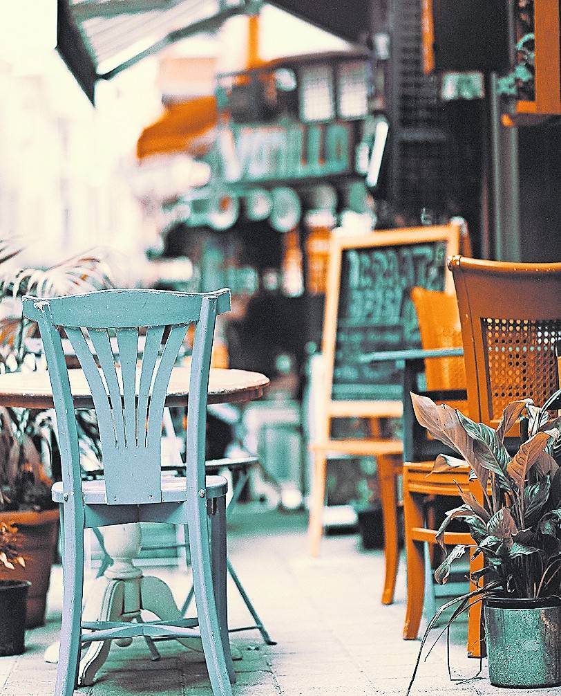 Speiselokale dürfen ab morgen wieder öffnen – sofern sie für Innen- und Außenbereich Hygiene- und Infektionsschutzkonzepte vorweisen können und die Abstandsregeln einhalten.