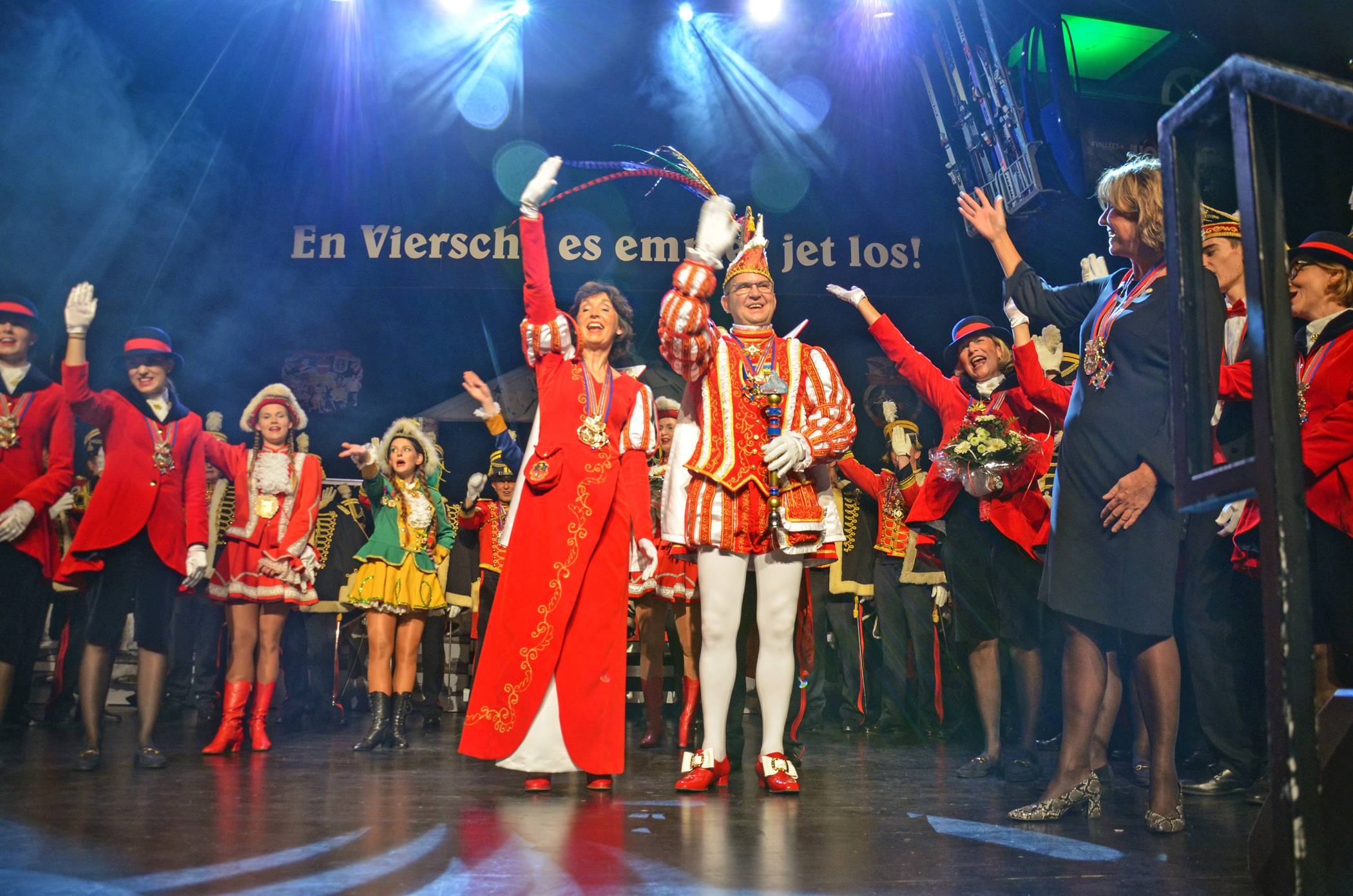 So sah die Proklamation 2019 aus. In diesem Jahr wird es aufgrund der Corona-Pandemie keine Veranstaltungen des Festausschusses Viersener Karneval mehr geben. Das Prinzenpaar Rudi I. und Fabienne I. haben sich bereit erklärt, ihr Prinzenspiel zu verlängern.