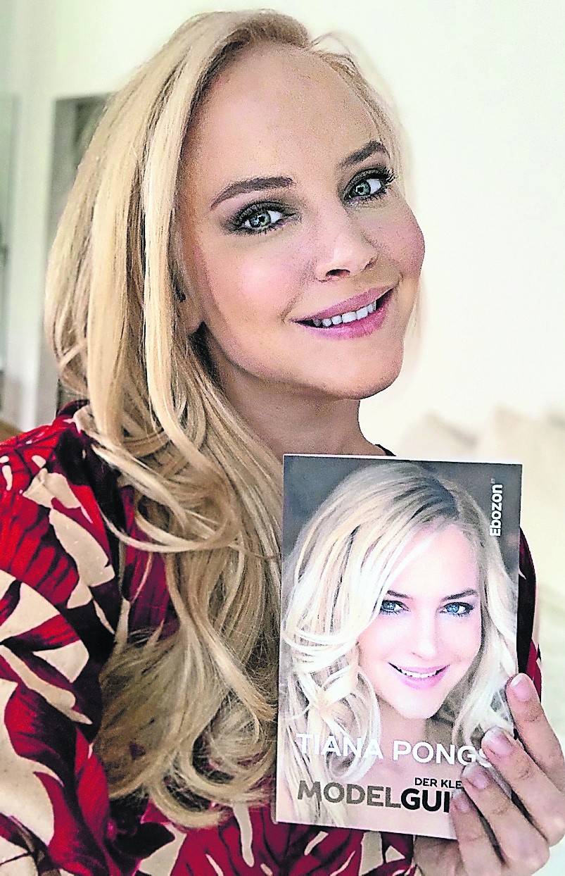 Tiana Pongs verrät in ihrem Buch, was ein Model verdient, wie der Modelalltag aussieht, was es mit Agenturen und Fotografen auf sich hat und gibt Tipps von der Hautpflege bis zum Bewerbungsschreiben.