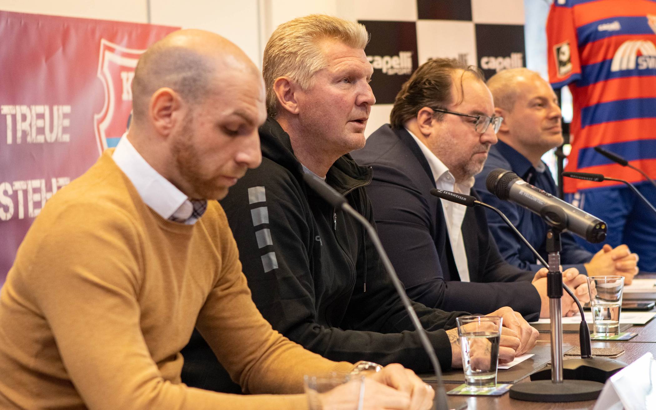 Stefan Effenberg verlässt den KFC mit sofortiger Wirkung