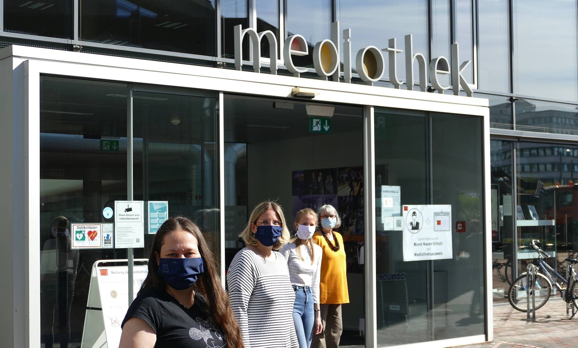 Das Mediothek-Team freut sich, wieder für