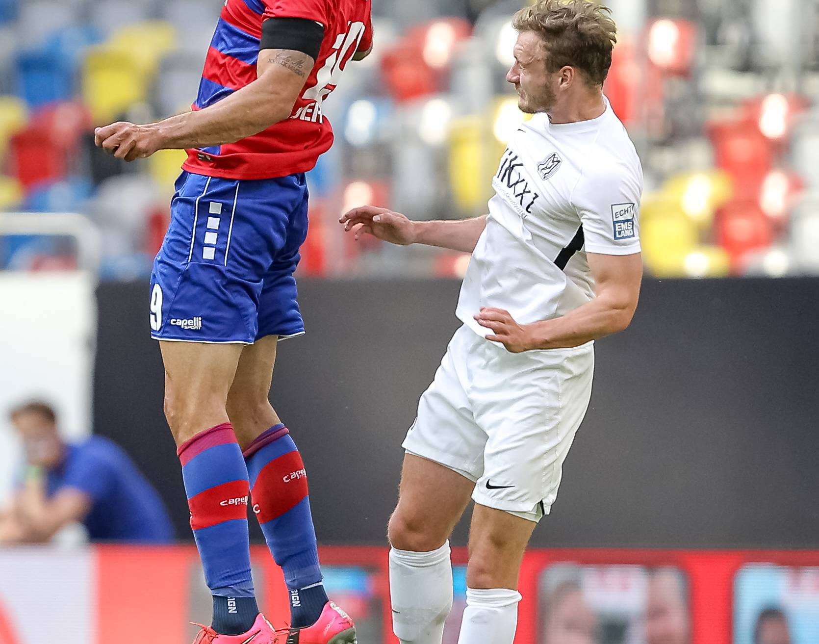 Impressionen vom ersten Geister-Heimspiel
