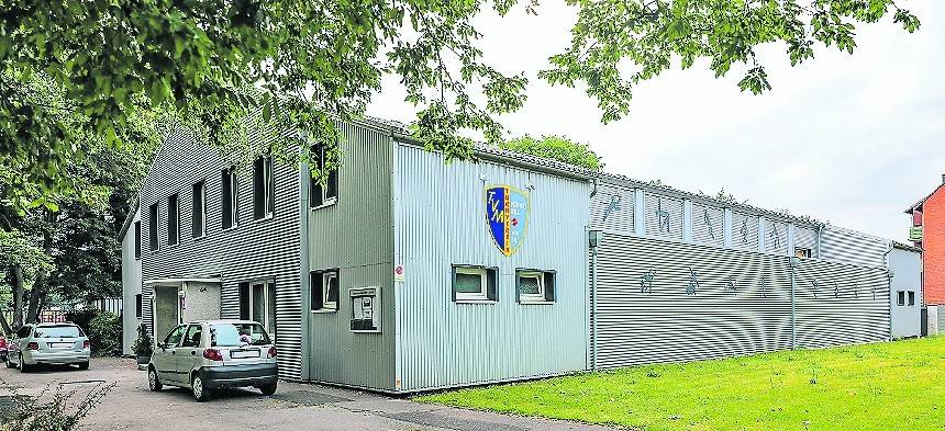 Mit den Fördergeldern des Landes soll das Dach der Mülforter Halle energetisch saniert werden.