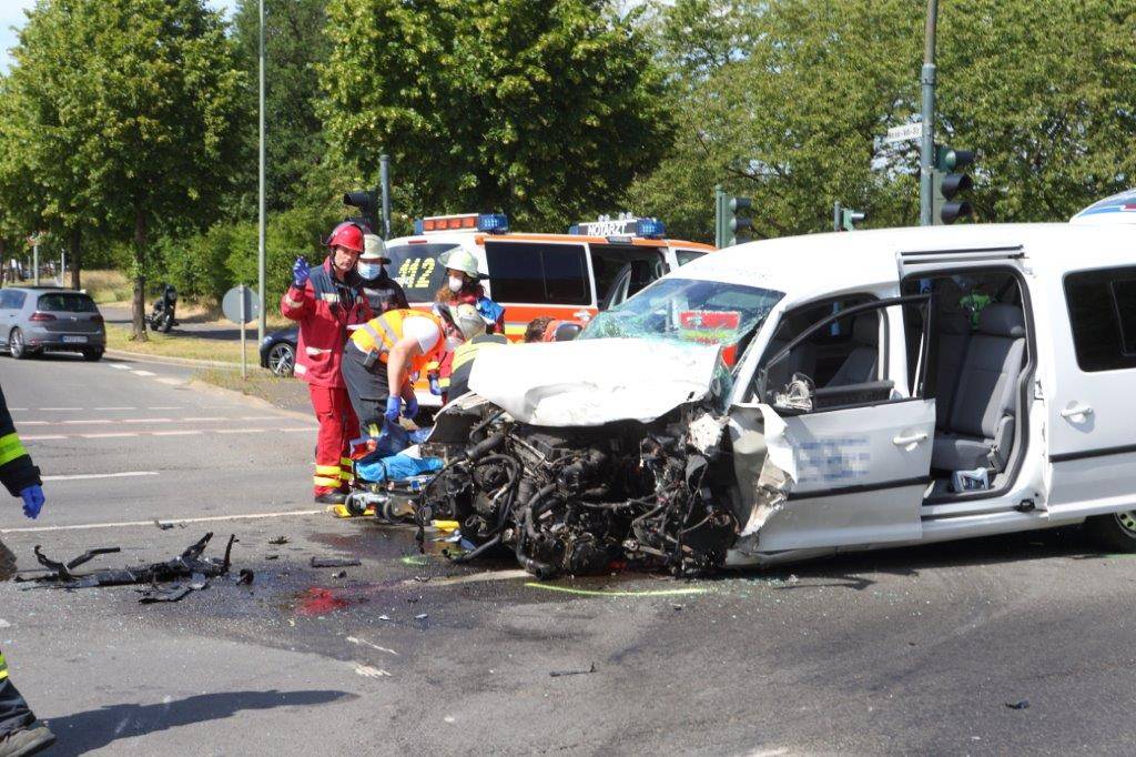 Schlimme Bilder vom Unfallort.