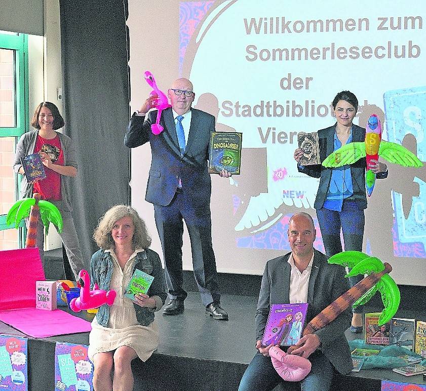 Natali Ochmann, Christiane Wetter, Günter Neumann, Patrick Beckers und Cigdem Bern (v.l.) stellten den Sommerleseclub vor.