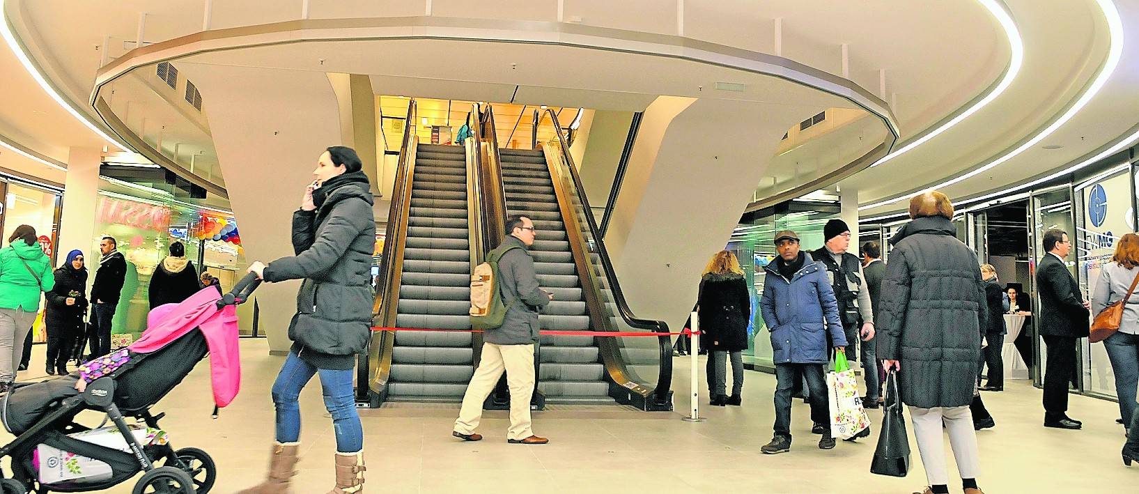  Erst vor wenigen Jahren ist ein Teil des Karstadt-Untergeschosses zu einer Mall umgebaut worden. Doch auch das konnte die Filiale nicht retten. 