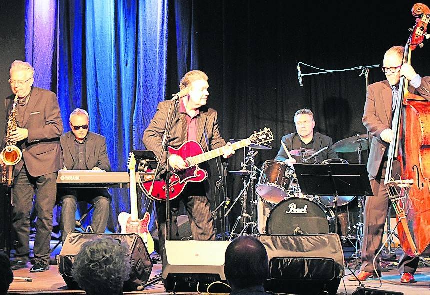 Die Red Hot Cancers laden zur ersten Open Air Session ein.