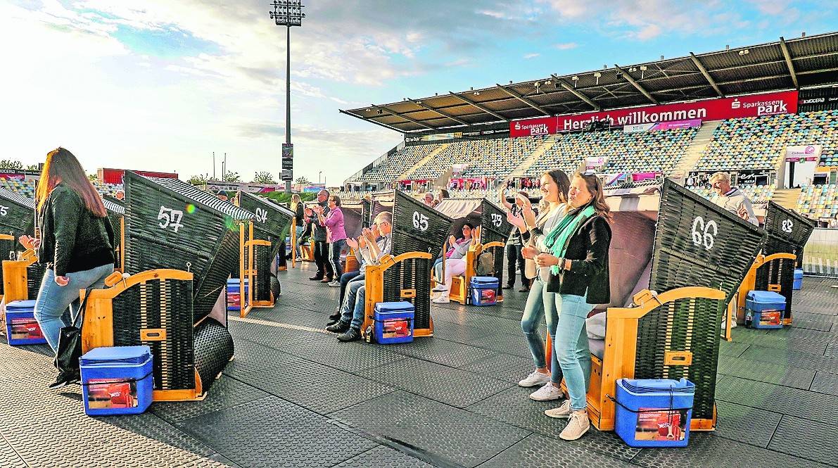 Mit den Höhnern und einem begeisterten Publikum feierten die Strandkorb Open Airs einen perfekten Auftakt.
