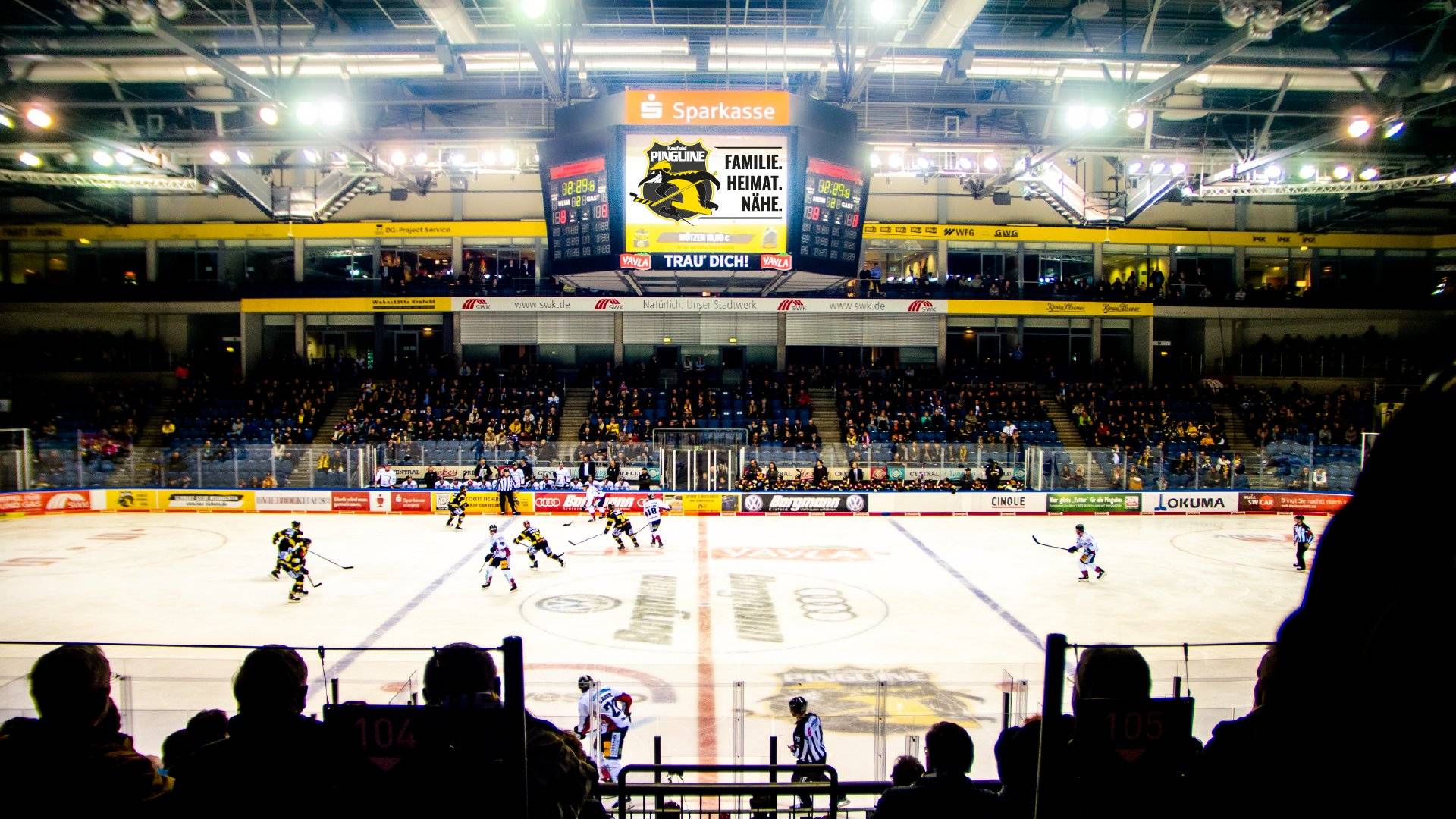 Nach dem Deutschland Cup in Krefeld: DEL plant Saisonstart am 13. November