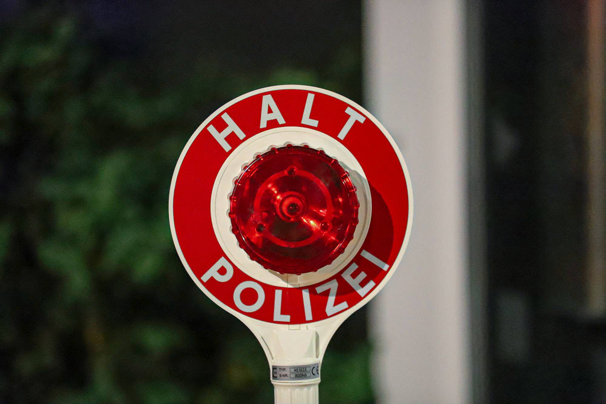 Bei Autodurchsuchung: Polizei entdeckt 1,4 Kilogramm Marihuana