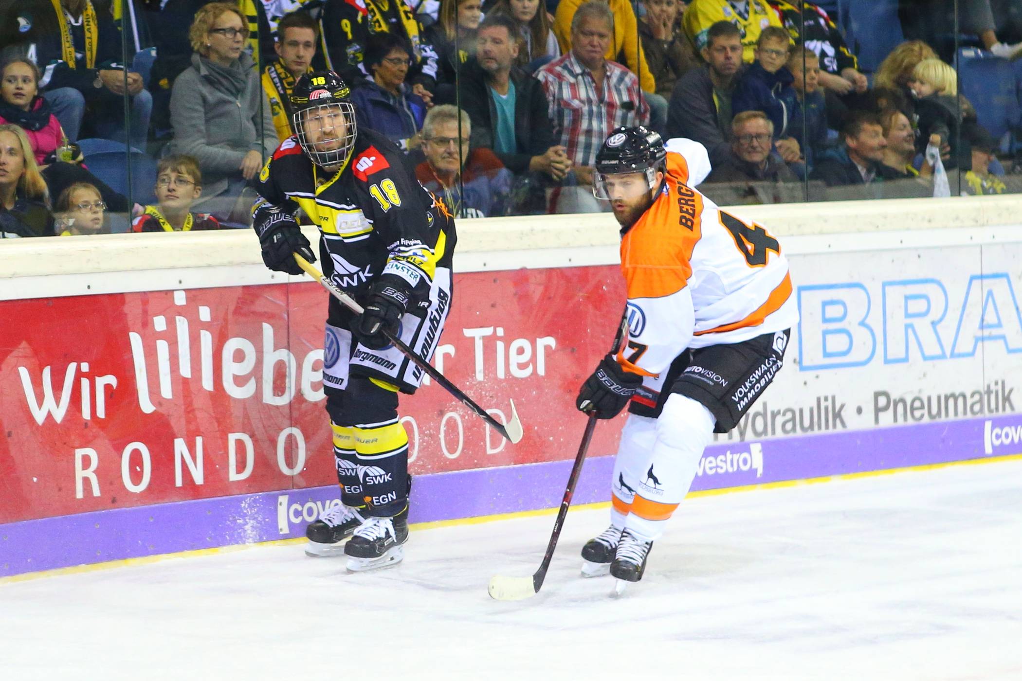 Hier noch beim Spiel Krefeld-Pinguine gegen Grizzlys Wolfsburg 06.Foto: Samla