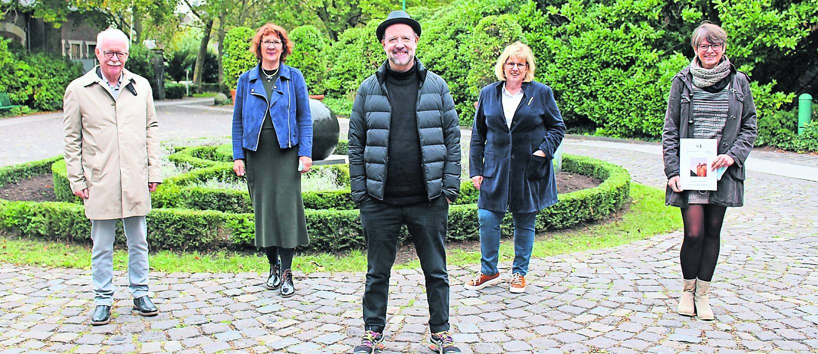  Wollen die Festspiele 2021 veranstalten (von links): Dieter Röhrscheid, Brigitte Schwerdtfeger (Festspiele Verein), Intendant Jan Bodinus, Sabine Mroch und Bärbel Blomen (Festspiele Verein). 