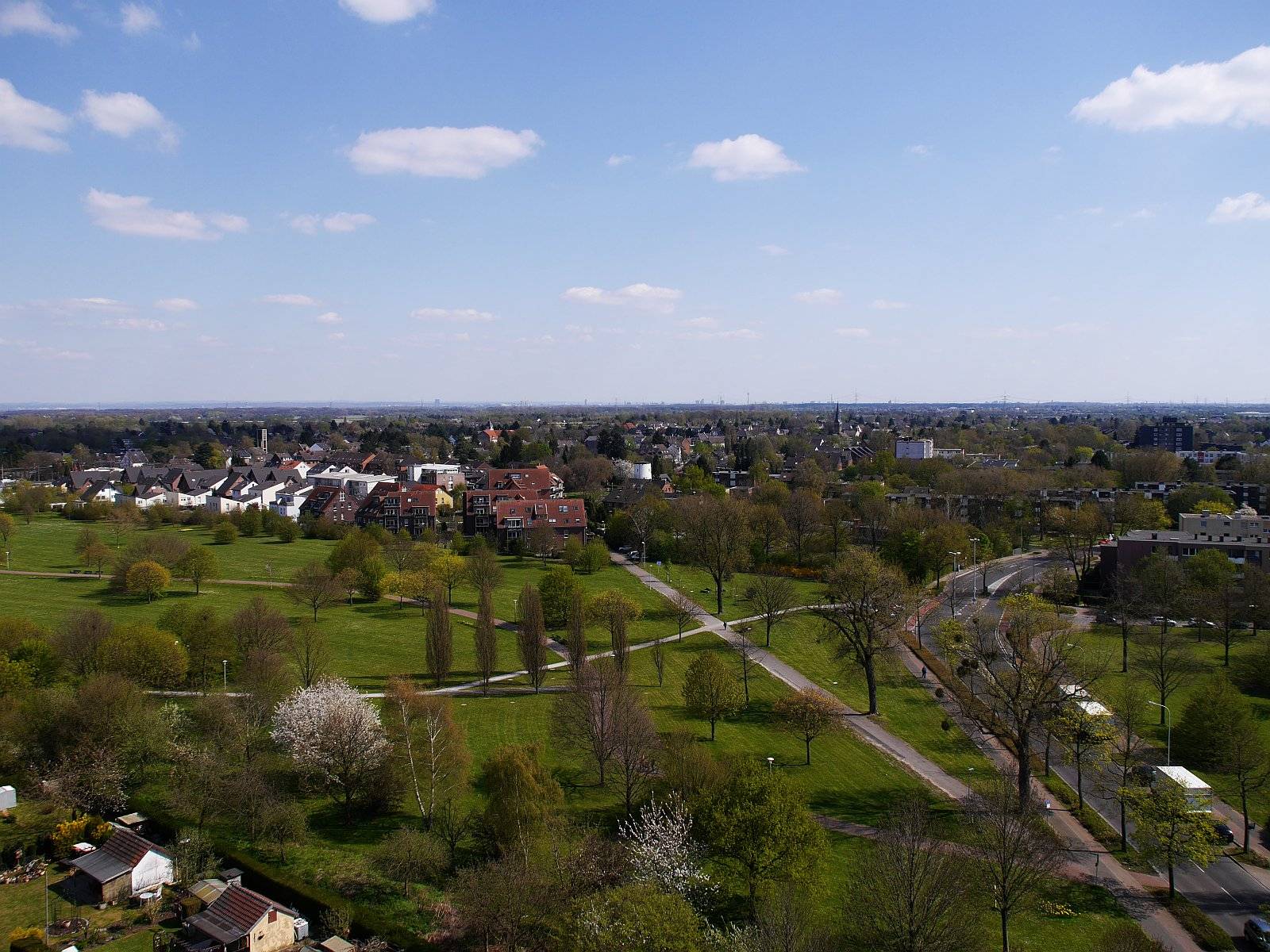  Der Stadtpark aus der Vogelperspektive. 