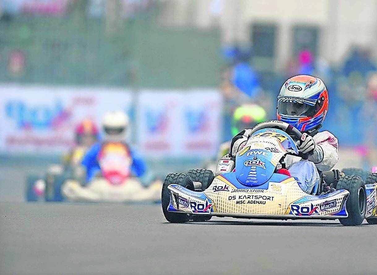 Beim ROK Cup Superfinale in Italien bewies sich der elfjährige Kartfahrer Tommie Lycklama à Njeholt aus Korschenbroich, dass er auch auf internationalem Niveau mithalten kann.