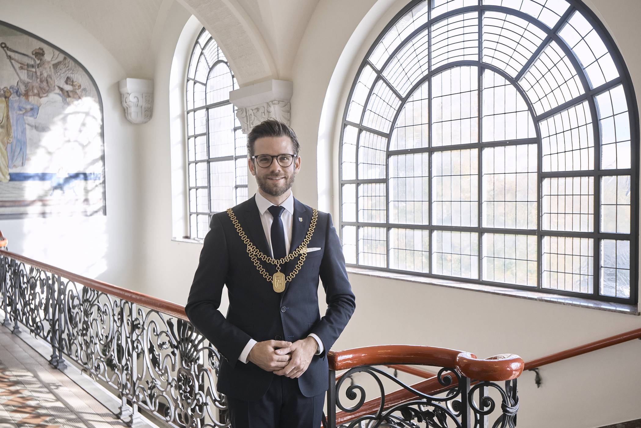 Felix Heinrichs mit Amtskette.