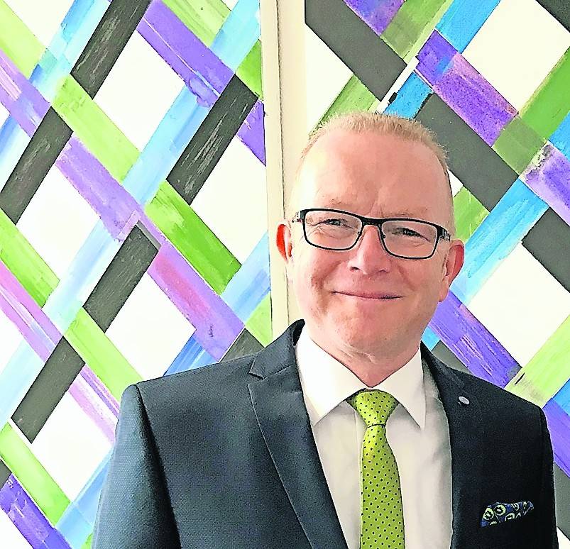 Stadtkämmerer Michael Heck brachte am Mittwoch den Haushaltsplanentwurf 2021/22 in den Rat ein.