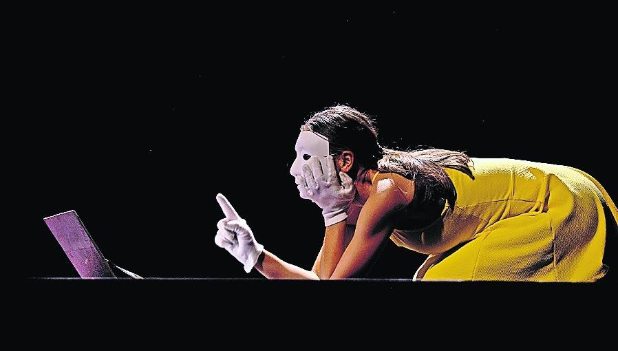 „Glück gehabt“ ist der Titel des aktuellen Küchentheater-Stückes, das ab 20. November für drei Monate als Stream verfügbar ist.