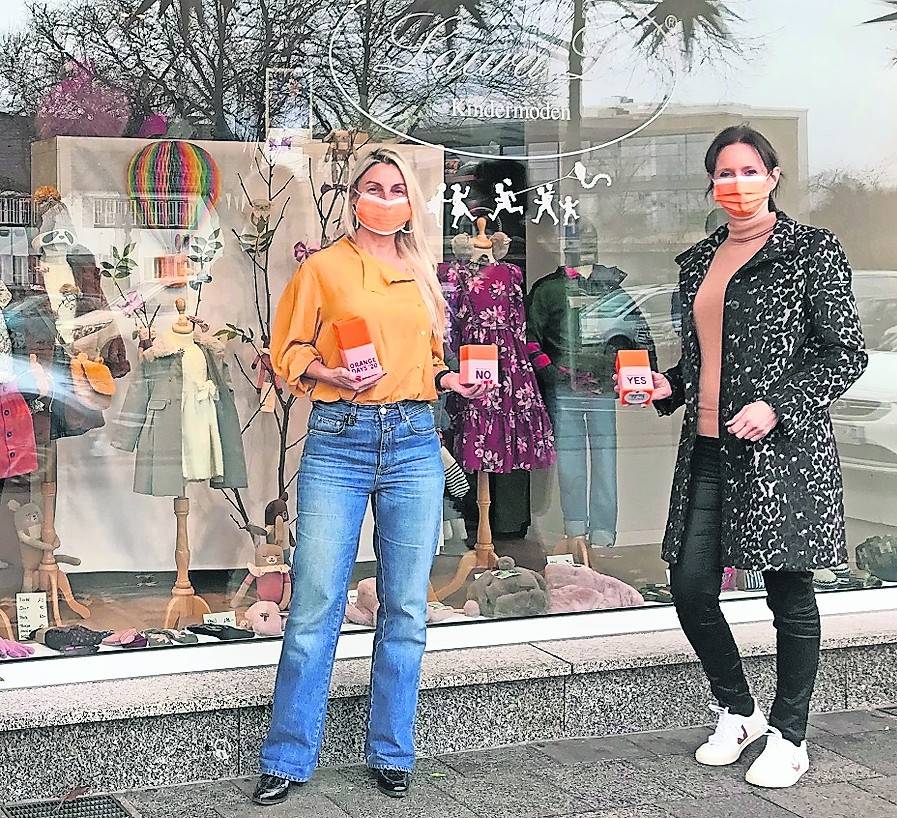 Orange Days: Der SI-Club Meerbusch und der Einzelhandel setzen ein Zeichen gegen Gewalt an Frauen.