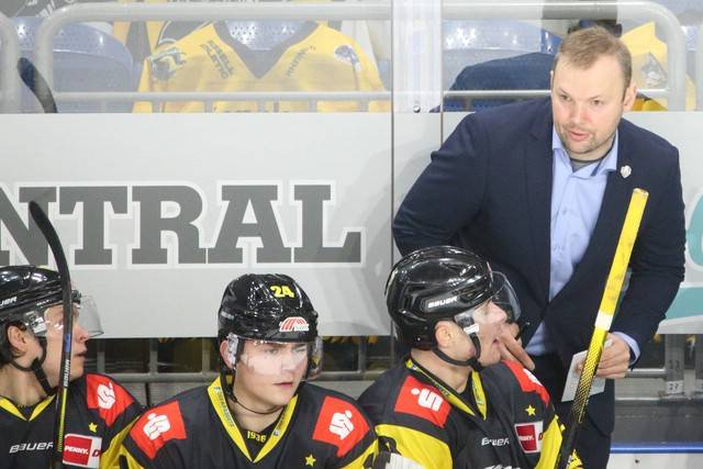 Kommentar: Pinguine wirken überfordert