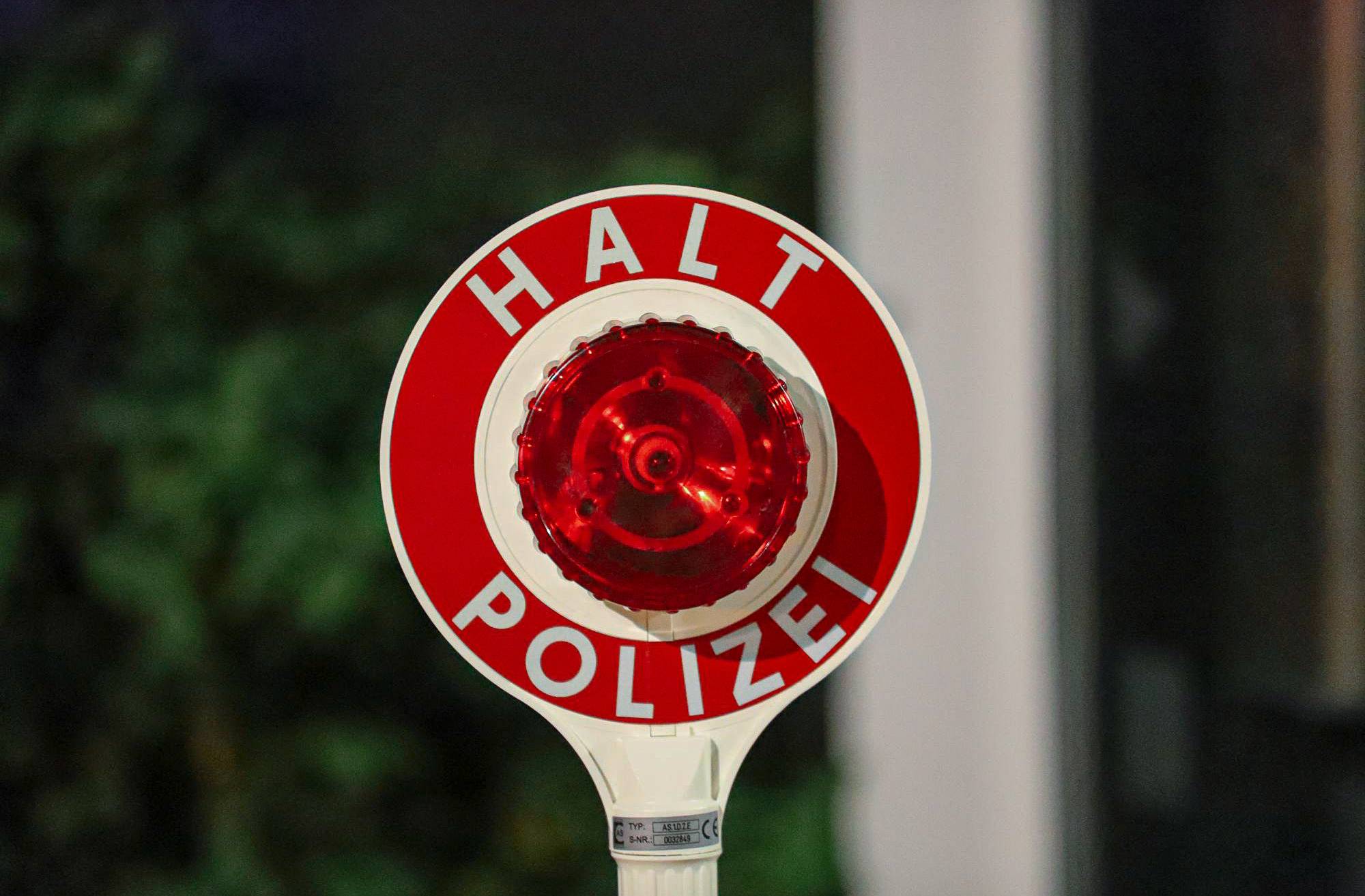 Polizei stoppt illegales Autorennen