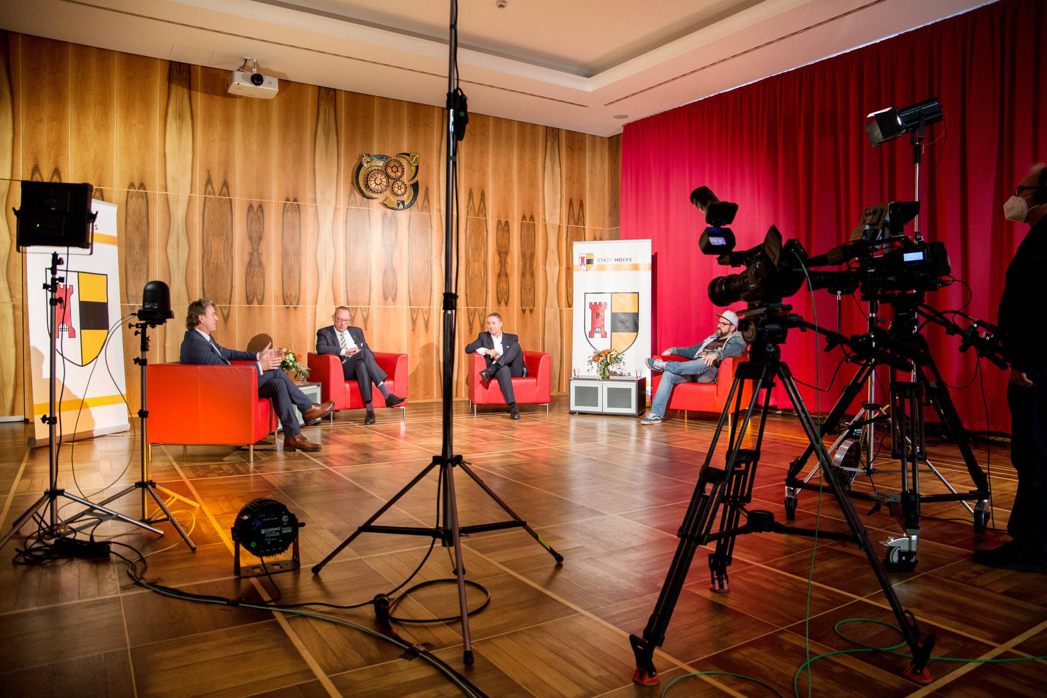 Bürgermeister Christoph Fleischhauer, Dr. Thomas Voshaar, Guido Lohmann und Markus Grimm (v.l.) saßen am 16. Januar für das „Gespräch zum Jahresbeginn“ im Rathaus zusammen.