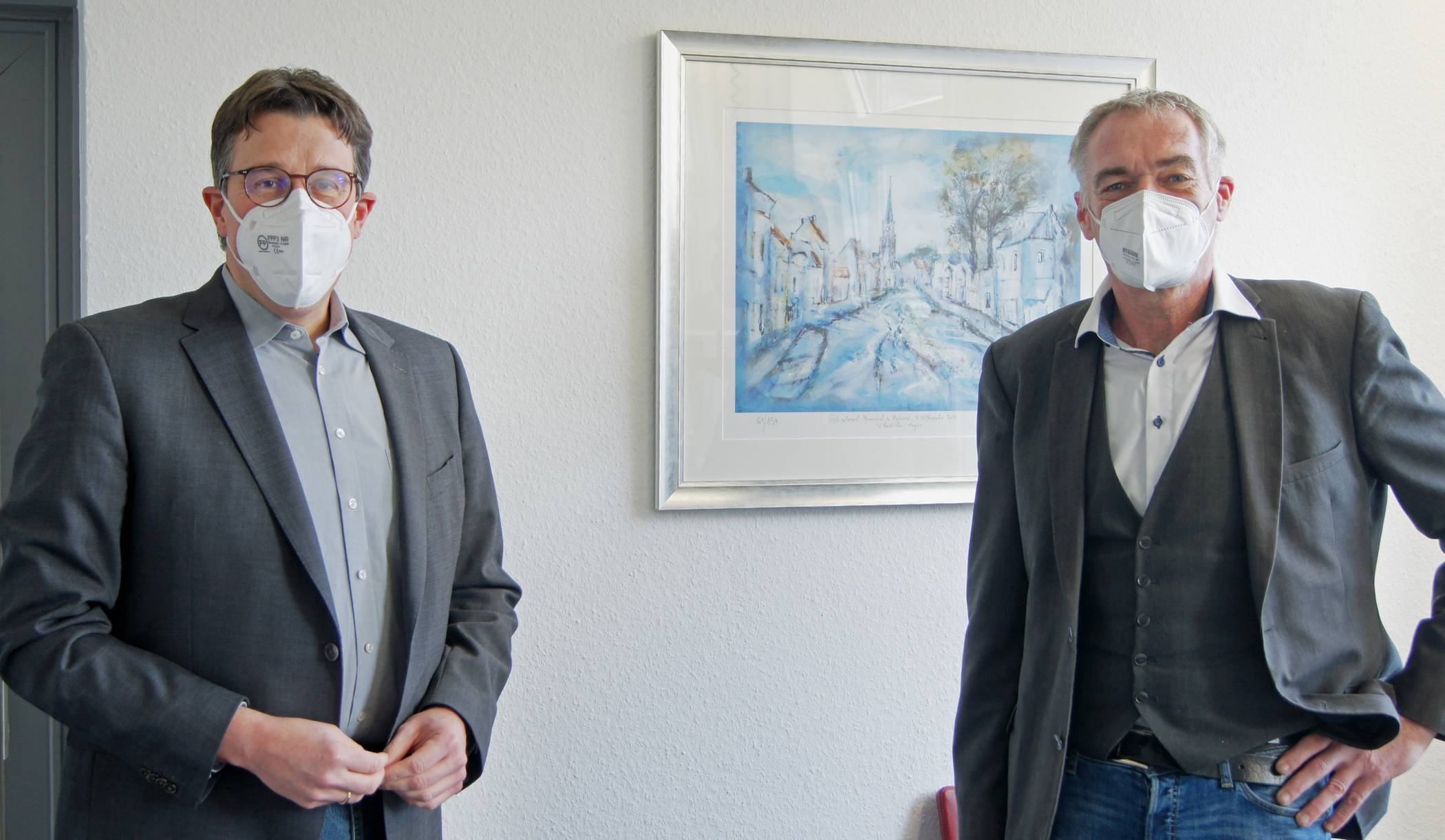 René Schneider MdL (l.) und Bürgermeister Ralf Köpke.