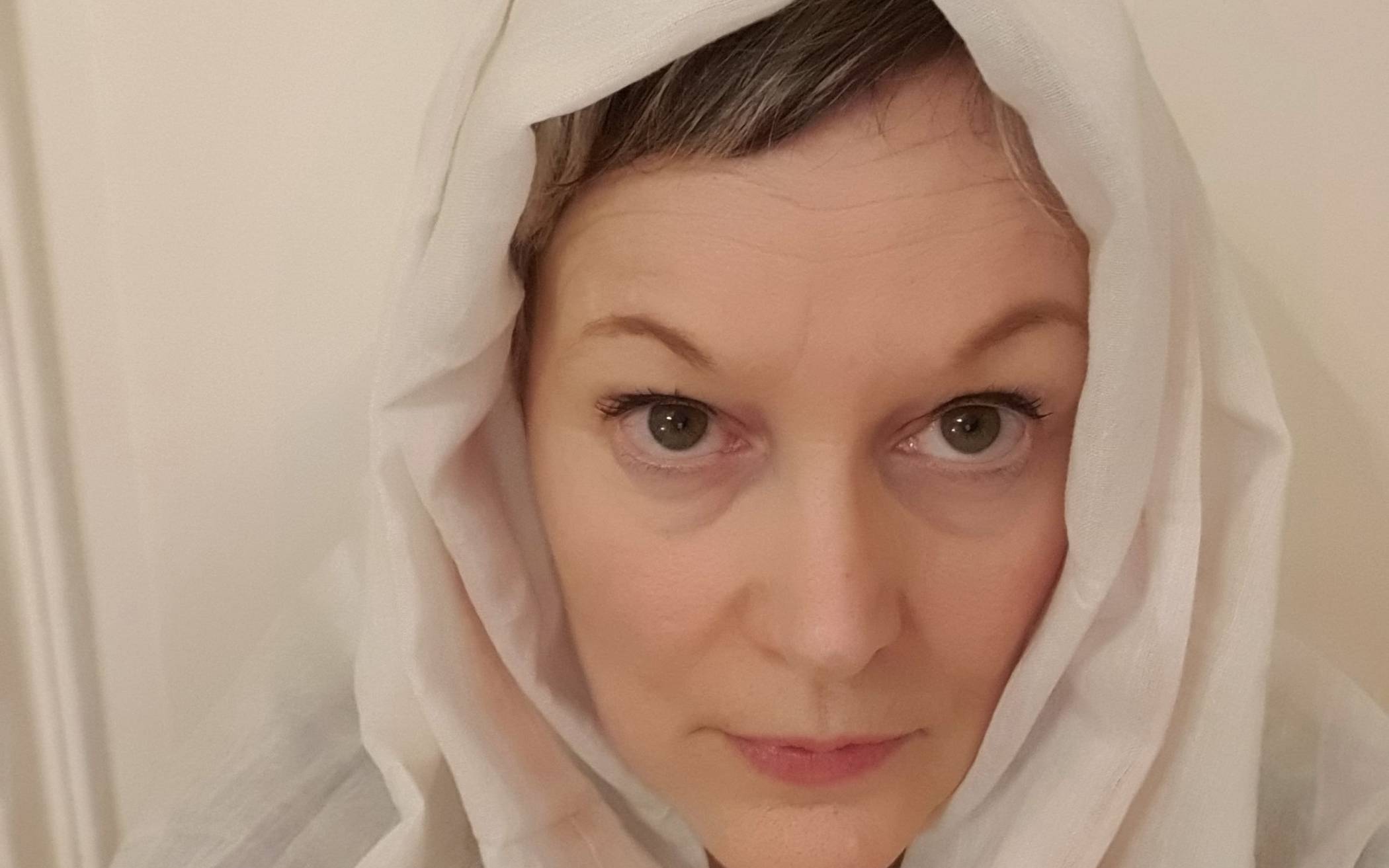 Eindringlich: Schauspielerin Britta Weyers stellt im